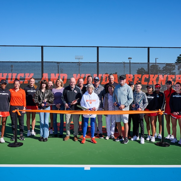 SHSU Holds Dedication Ceremony for Chuck and Wanda Beckner Tennis Complex